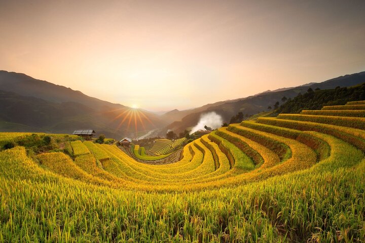 Mu Cang Chai Scenic Car Tour with Local Guide & Beeswax Painting