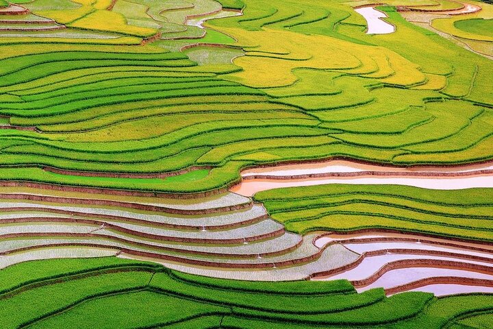 Mu Cang Chai Trekking and Motorbike Full Day