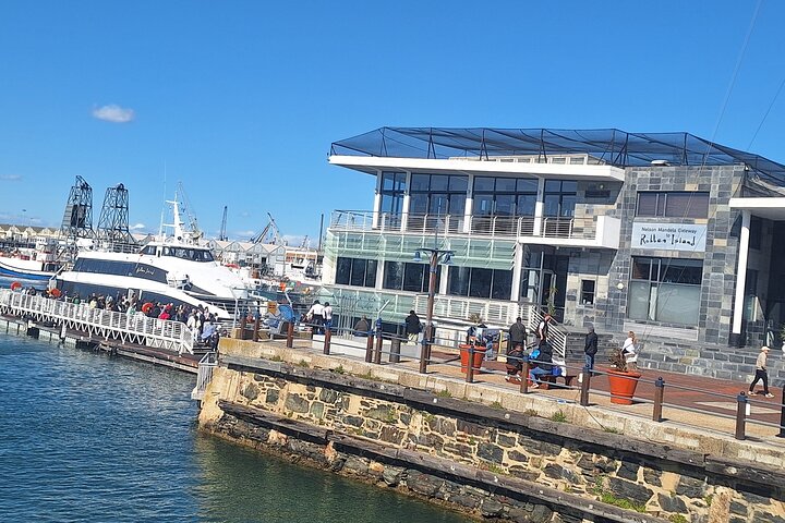 Robben Island Half-Day Tour with Ticket, Hotel Pickup & Drop-Off