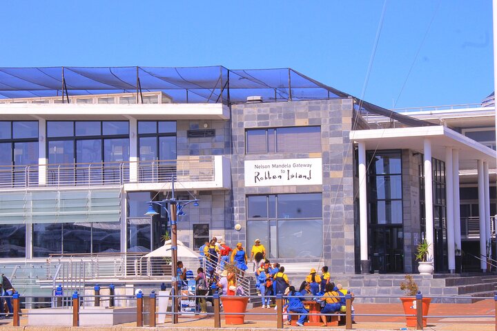 Robben Island Ferry Ticket &Guided Prison Tour with Pick-up& back