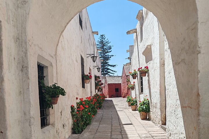 Guided tour of the city of Arequipa in private service