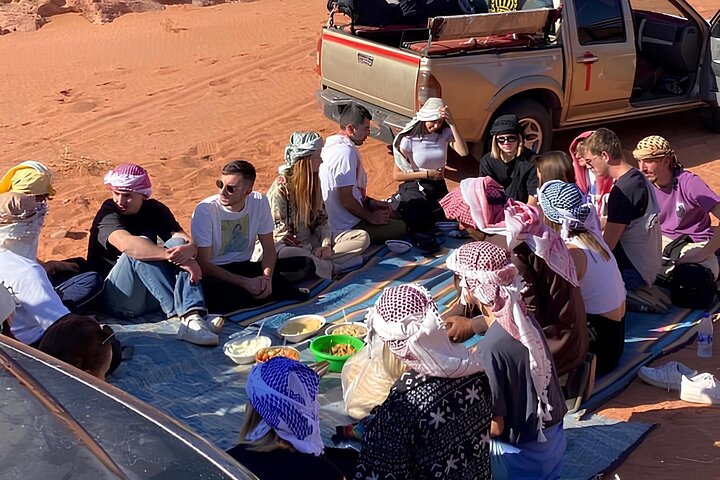 Wadi Rum Jeep Tour & optional night stay