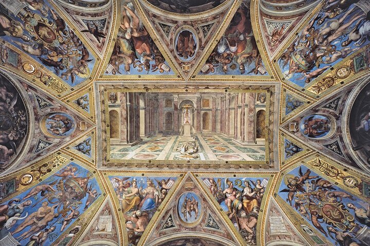 Vatican Museum Sistine Chapel & St Peter Early Entry Private Tour