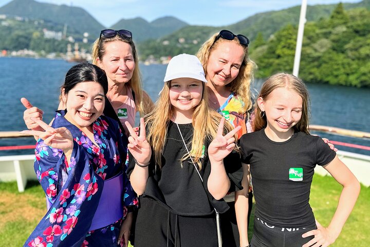 Mt Fuji and Hakone 1-Day Bus Tour Return by Bullet Train