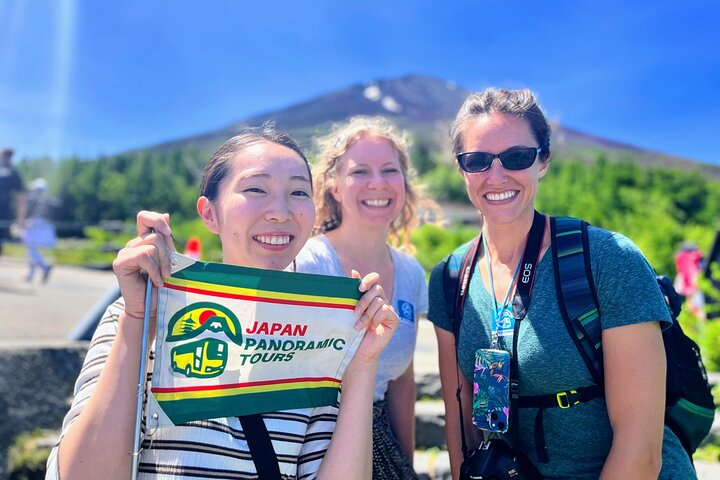 Mt Fuji and Hakone 1-Day Bus Tour Return by Bus