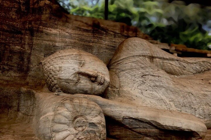 Polonnaruwa Ancient City Private Day Tour (Hidden Gems)