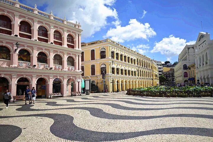 Macau Private Tour with an Insider