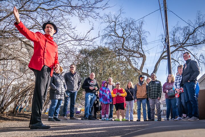 Minneapolis' "Shocking" True Crime Trolley Tour