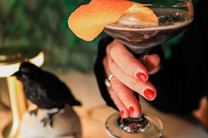 Haunted by History: True Crime Walking Dinner Tour
