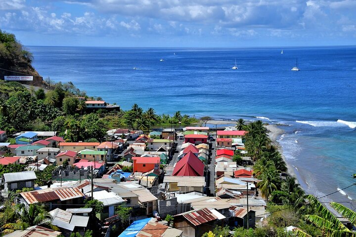 Private St Lucia Shore Tour: Mud Bath Volcano, Pitons & Falls