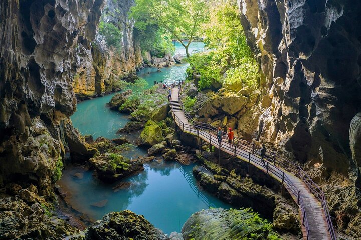 Paradise Cave & Dark Cave 1 Day - Deluxe Small Group