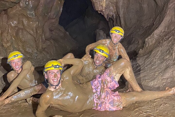 Paradise Cave & Dark Cave 1 Day - Deluxe Small Group