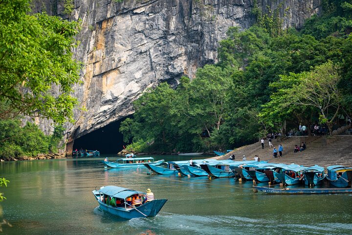Paradise Cave - Phong Nha Cave 1 day tour in National Park