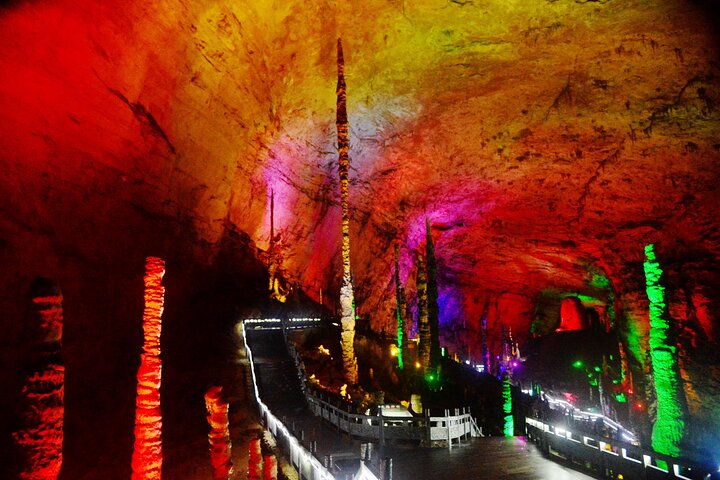 5-Day Private Zhangjiajie Ultimate Tour & Furong Town Night Light