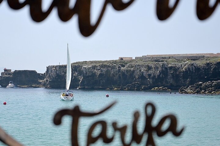 Tarifa Sailing and Snorkeling Excursion with tapas and drinks