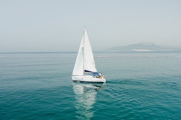 Tarifa Sailing and Snorkeling Excursion with tapas and drinks
