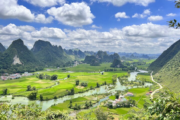 Cao Bang Loop: 2-Day Ban Gioc Waterfall & Local Experiences