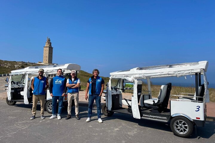 Private VIP Tour in Tuk tuk A Coruña
