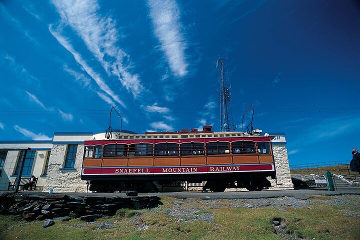 Southern Manxland Tour of Isle of Man 1-6 person upto 30 person