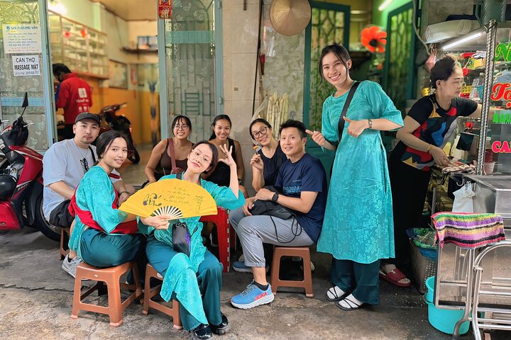 Premium Food Tour Ho Chi Minh City By Motorbike |Saigon Adventure