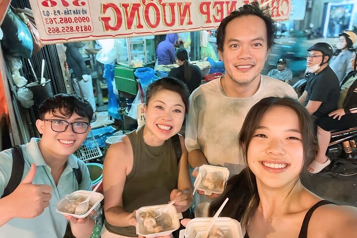 Premium Food Tour Ho Chi Minh City By Motorbike |Saigon Adventure