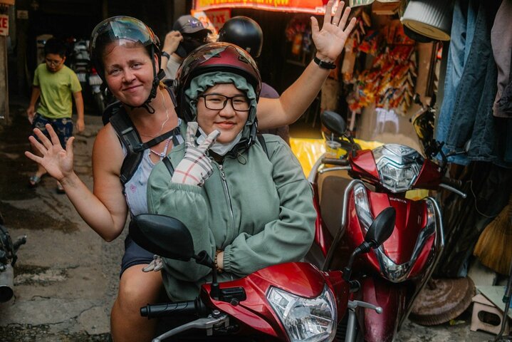 Premium Food Tour Ho Chi Minh City By Motorbike |Saigon Adventure