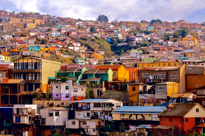 Transfer to San Antonio port prior cruise with tour in Valparaiso and Casablanca