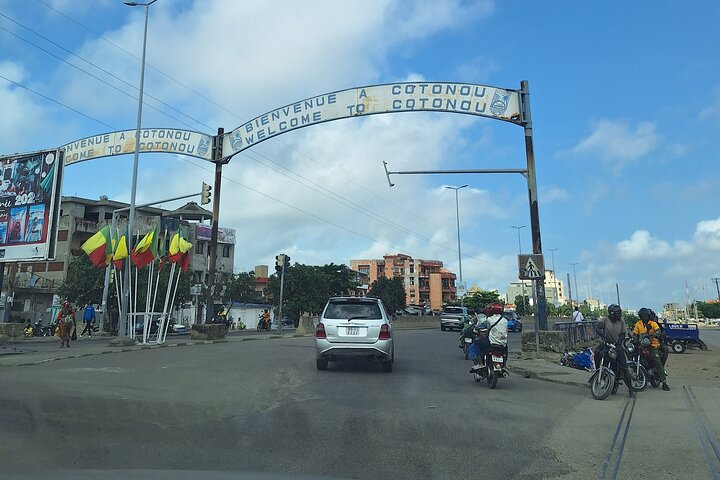 Private Full-Day Cultural Tour in Cotonou Ganvie and Ouidah