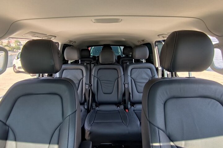 Private transfer CDG Airport from or to Paris
