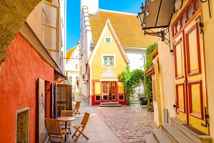 5-Hour Tallinn Tour for Cruise Passengers