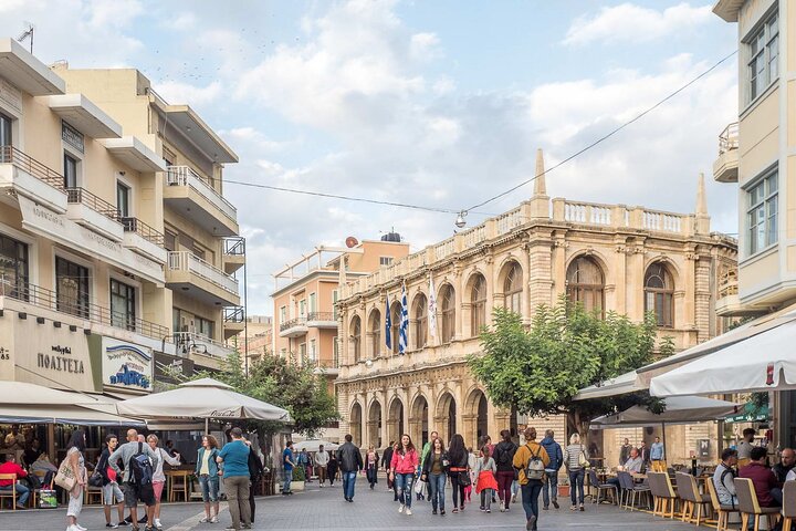 Heraklion Half-Day Tour | Knossos & Top Sights | Cruise-Friendly