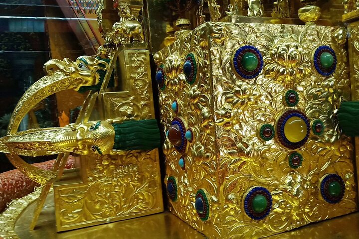 Full-Day Private Guided Tour in Hohhot with Lunch