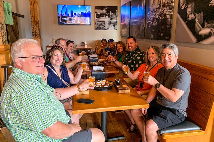 Secrets of Louisville: 3hr NuLu Food & History Walking Tour