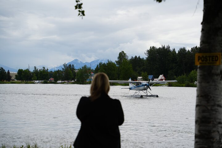 Anchorage Trolley's Deluxe City Tour