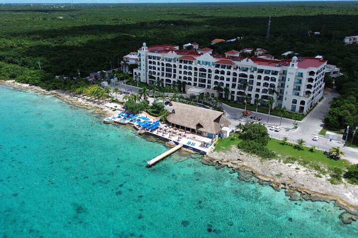 Catamaran Snorkel Adventure to El Cielo and The Money Bar Beach