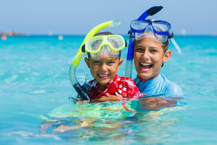 Catamaran Snorkel Adventure to El Cielo and The Money Bar Beach