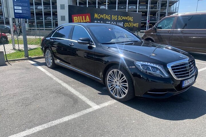 Transfer from Vienna airport to Bratislava
