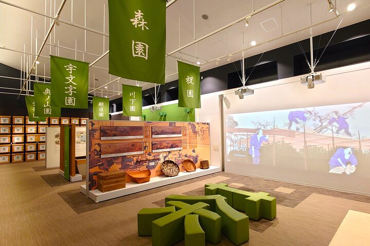 Slow Cycling Tour at Uji's Matcha Green Tea Fields and Heritage
