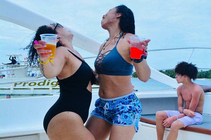Private Catamaran Cruise with Slide & unlimited drinks