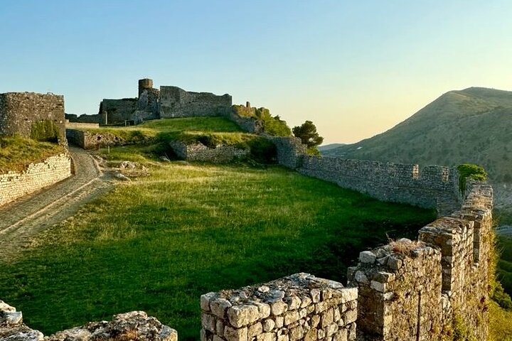 ALBANIA tour - Rozafa, Skadar lake, Niagara waterfalls, Shkodra