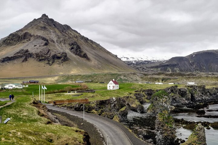 Grundarfjörður Shore Excursions Small Group Tour