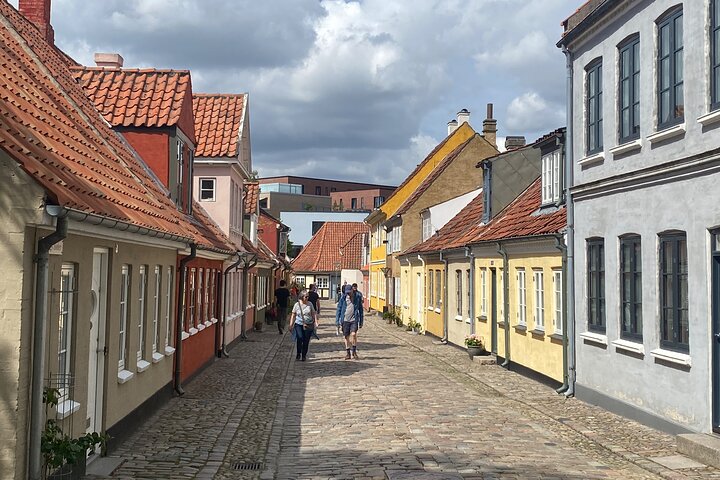 Escape the City Odense - City Walk with Puzzles