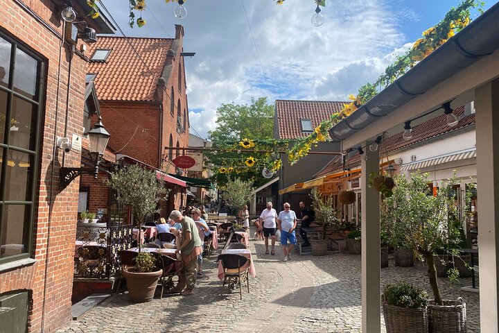 Escape the City Odense - City Walk with Puzzles