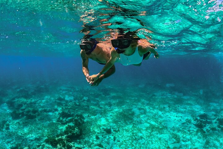 Isla Mujeres Luxury Sailing: Adults Only or Family Friendly