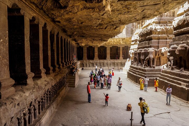 All-Inclusive 2 Night & 3 Days Tour : Ajanta, Ellora & Aurangabad