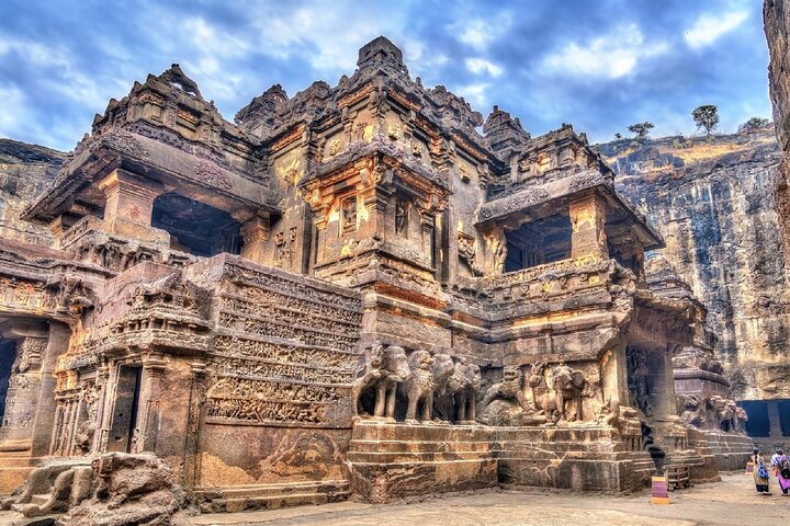 All-Inclusive 2 Night & 3 Days Tour : Ajanta, Ellora & Aurangabad