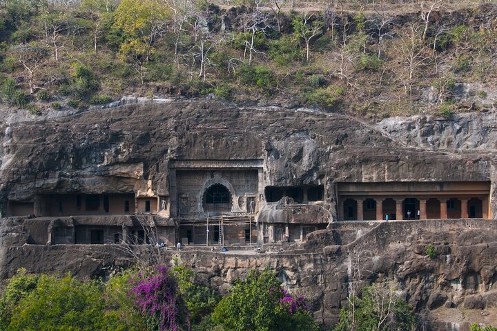 All-Inclusive 2 Night & 3 Days Tour : Ajanta, Ellora & Aurangabad