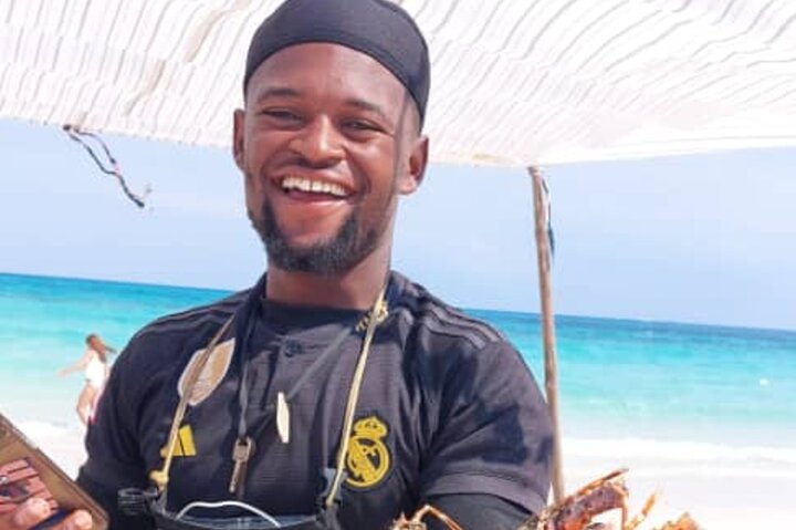 Mnemba Island Dolphin & Snorkeling Tour – Zanzibar Adventure
