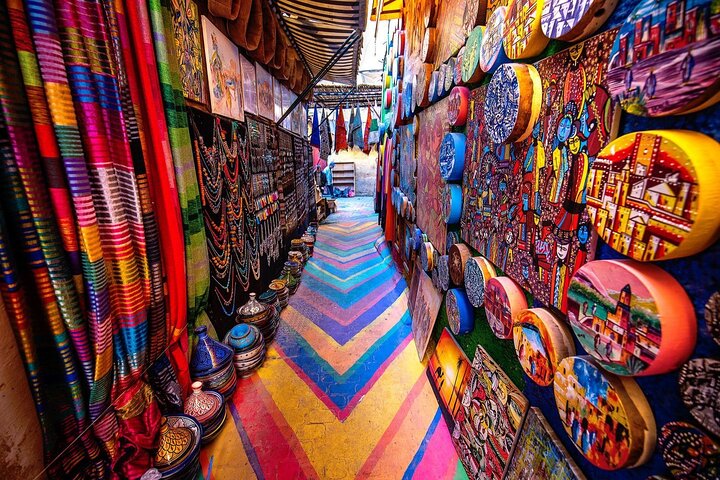 Full Day Tour in Fez with Lunch and Transfer to Casablanca