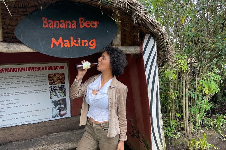 One Day Rwanda Gorilla Trekking with Dian Fossey or Guardians
